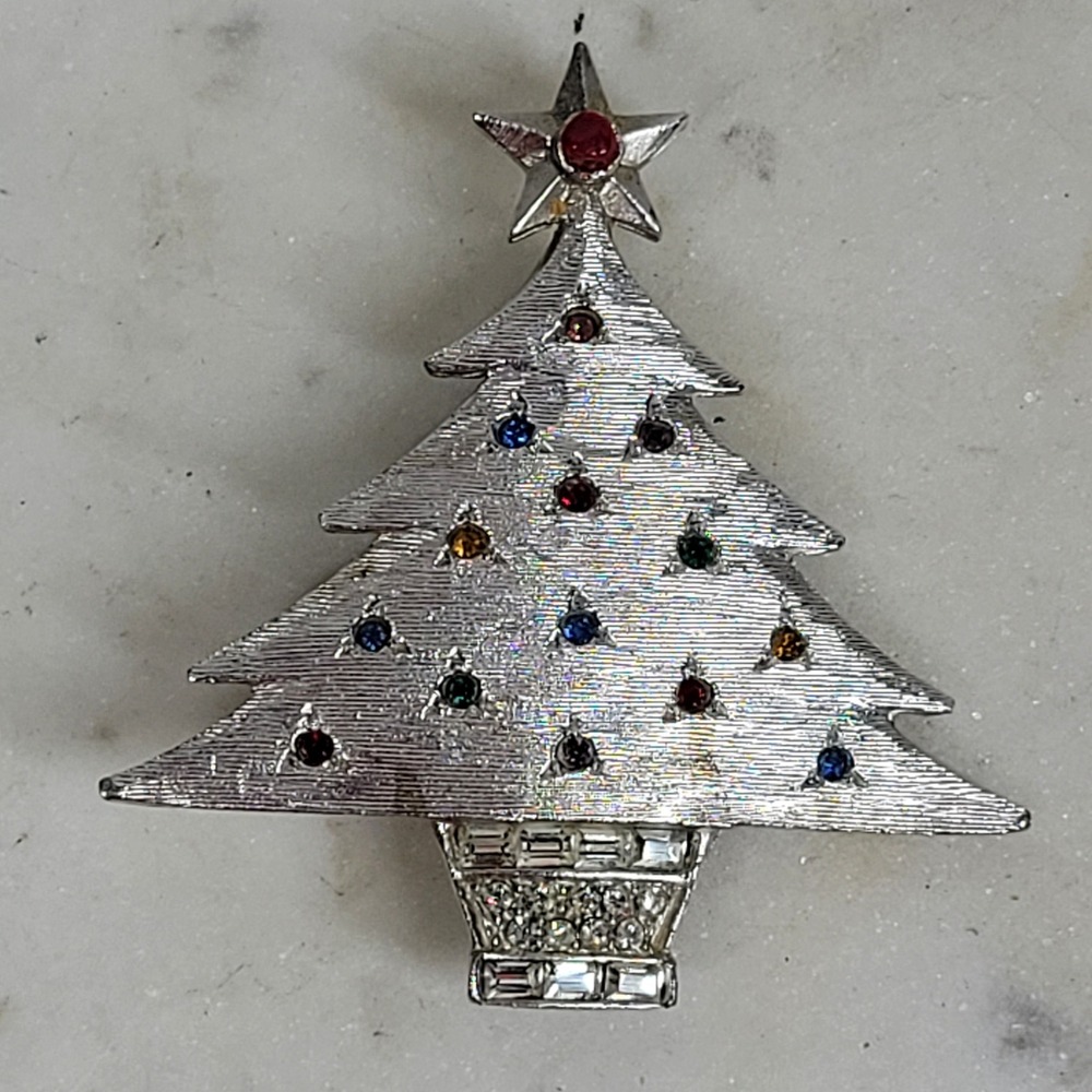 DeNicola Christmas Tree Brooch Silver Tone Multicolor Rhinestone Holiday Vintage